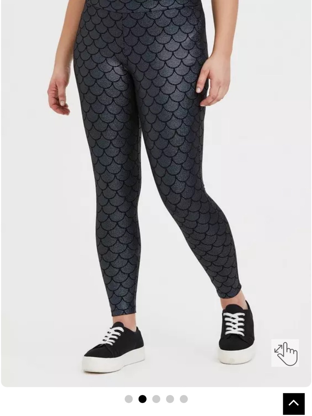 torrid Black Scallop-Texture Ponte Ankle Pants